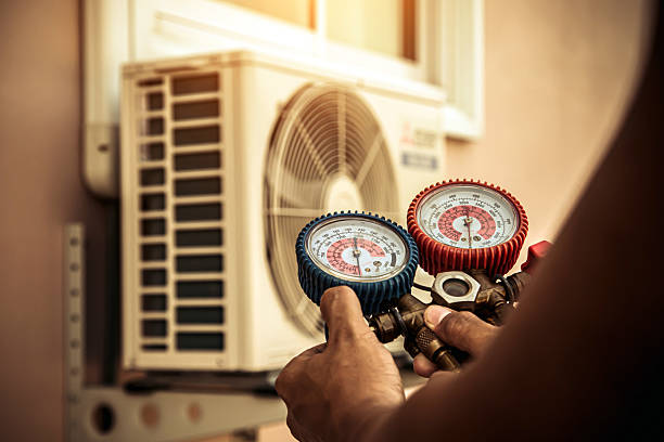 Professional Hvac technician working in San Dimas, CA